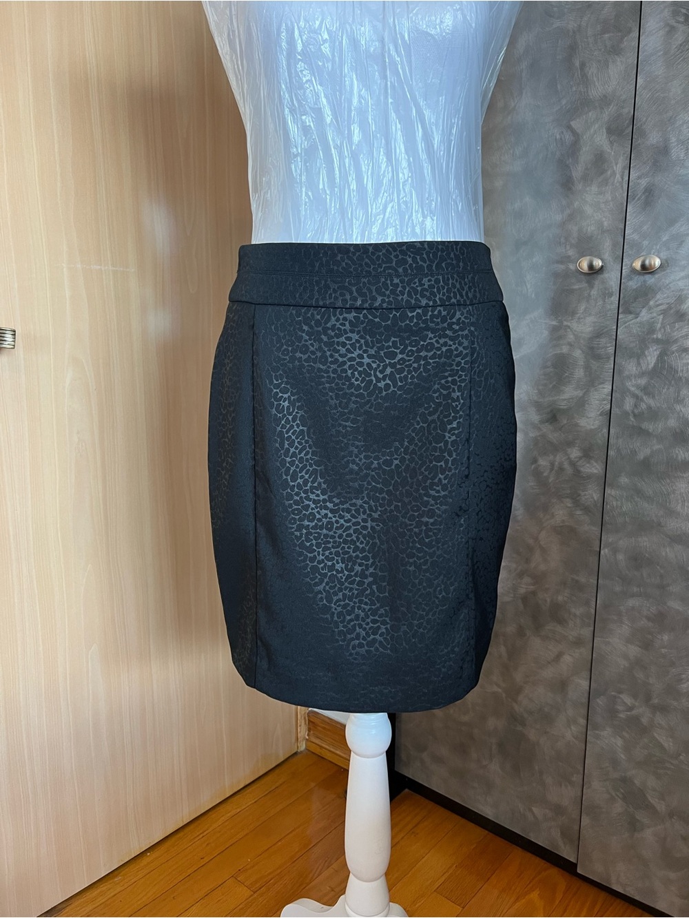 Cynthia Rowley Black Subtle Leopard-Texture Pencil Skirt